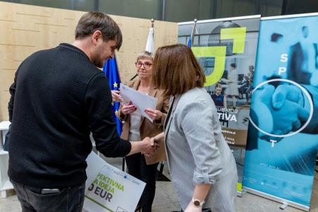 biznis-in_pip_2023_pivka-74