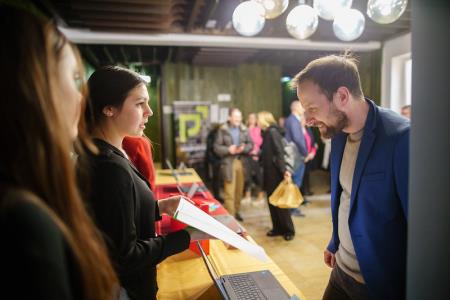 52829100929_c0ee09725b_c